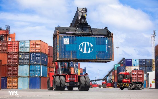 Male' ge bandharu thoh jehi, Lanka gai raajjey ge mudhaa huri 4,200 container thaashivefai