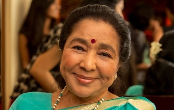 Mash'hooru lava kiyun theriya Asha Bhosle maru vejje