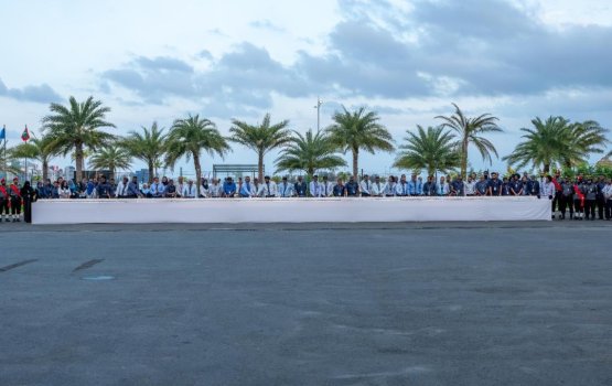 VIA ge aharee dhuvas faahaga kuran 100 ft ge cake eh falhaifi