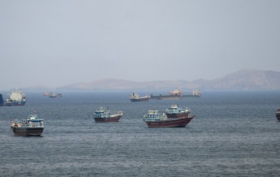 America ge navy in boat thakah dhin hamalaathakugai aammunge fas meehun maruvi: Iran