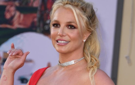 Masthuge haalathugai kaaru dhuvvi massala gai Britney kushah iuthiraaf vejje 