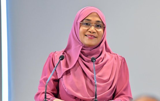 Dhaulathun dhey allowance ge gothugai faaithuvi 6 mahu Sajidha ah 199,999rf.