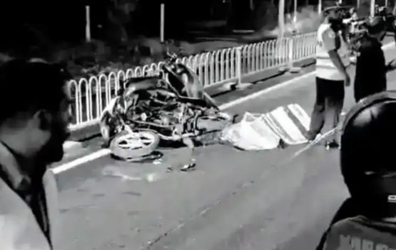 Highway gai hingi accident eh gai meehaku maruvejje