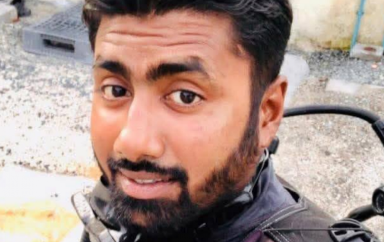 4 Dhuvas fahun Mahudhee ge maru fuluhun thahugeegu kuran fashaifi 