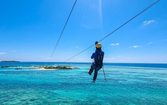 Dhiraagu elite club ge partner akah vahmaafushi