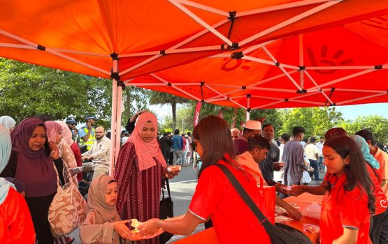 Dhiraagu bodibathah bodu tharuheebeh!