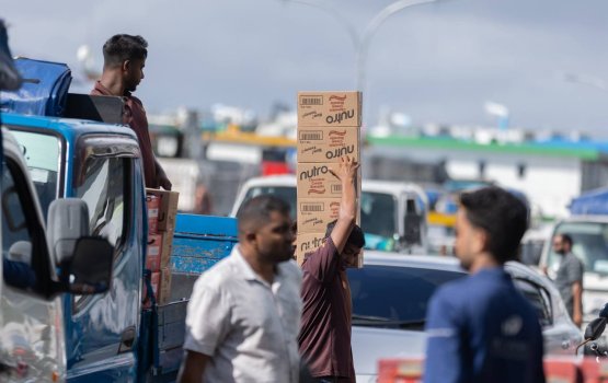 Raajje in beyruge kunfunithakah wholesale, retail adhi logistic ge viyafaari kurun manaa vejje