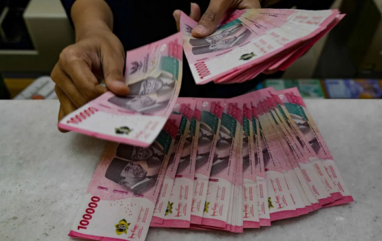 Indonesia ge Rupiah ge agu thaareehugai ves nuvehteyhaa dhashah