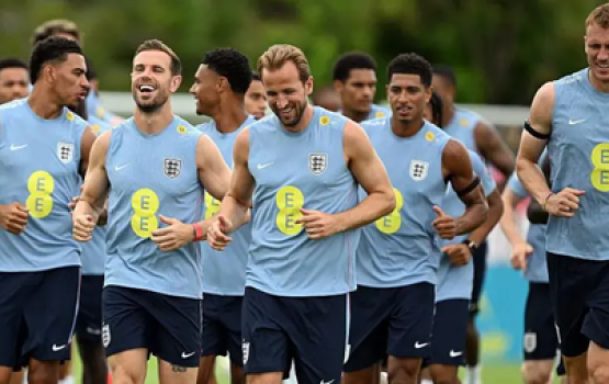 England ge team ge baeh equipment thah vagah nagaifi
