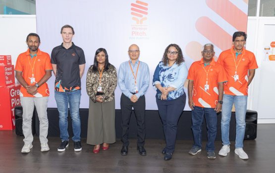 Dhiraagu muvazzafunnah  'Pitch for Purpose' tha'aarafu koffi