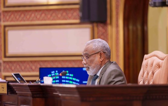 Falhu rahthah kuyyah dhookurumuge hurihaa baareh Raees ah dhey bill majleehun faaskoffi