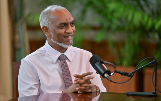 Boahiyaavahi kamuge mashroou thah hinganee nufoozun ehkibaa vegen: Raees