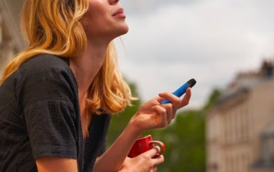 Vape kurumaa behey gothun kurevey baeh kuhhee thakaai eyge hageegai!