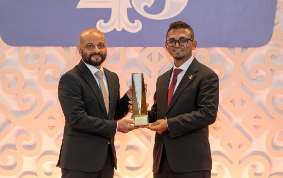 MMA in furathama faharah maalee dhaairaa ge hidhumaiytherin ge agu vazan koffi