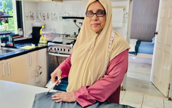 PEOPLE: Reyzarakun Azeeza feshi fehumuge dhathuru 70 aharuga ves fanduvumeh nei!