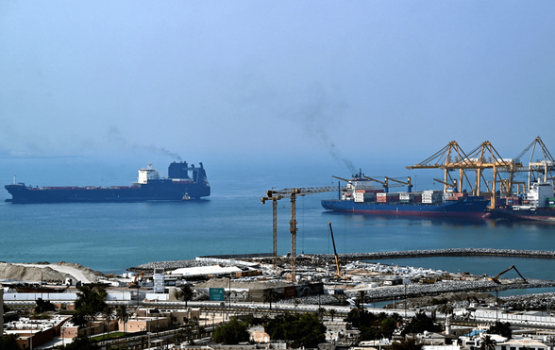 Raiykanduge hamalaathakaaeku Iran ah adhabudheyne kamuge inzaaru, theluge agu 100 dollar in mahchah