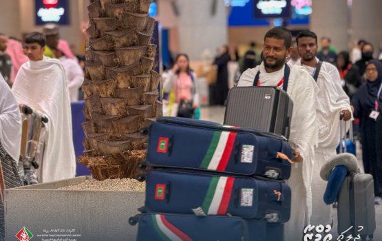 School bandhaa dhimaakoh 4,000 ah vure gina dhiveheen umra ah