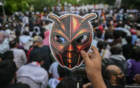 Modi ah andhaazaa nukurevunu zuvaanunge muzaahara India gai varugadhavanee
