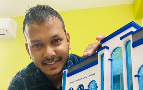 PEOPLE: Model hedhumuge fannu gai shaafiu varah kaamiyaabu!