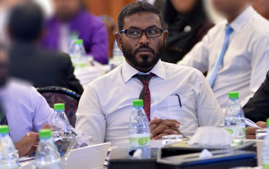 Faadukiyun thah amaazu vumun gaazee kamah raagib ayyan nukuran ninmaifi