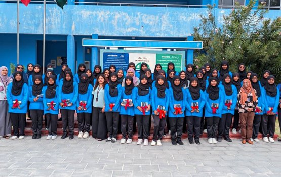 Funadhoo adhi Milandhoo School dharivarunnah BML in ICT session eh baavvaifi