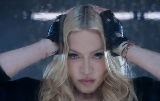 23 aharah fahu MTV VMA awards gai Madonna ge husha'elhumeh!