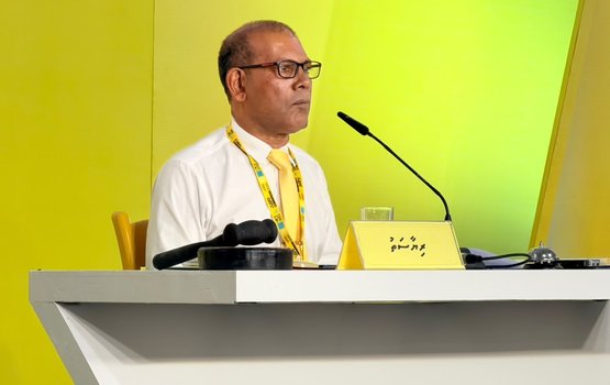 Komme vaguthakuves verikama havaaluvaan thayyaaru: Nasheed