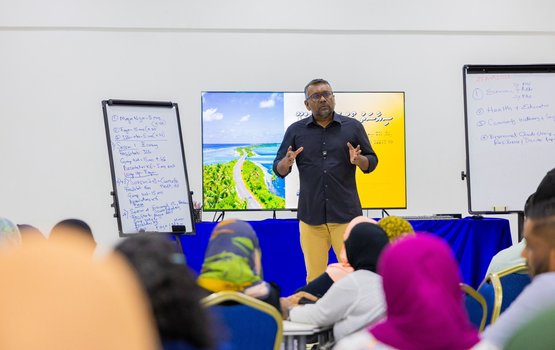 Alhugandu ge mega project akee bridge eh noon, 10,000 viyafaariverin ufehdhun: Fayyaz