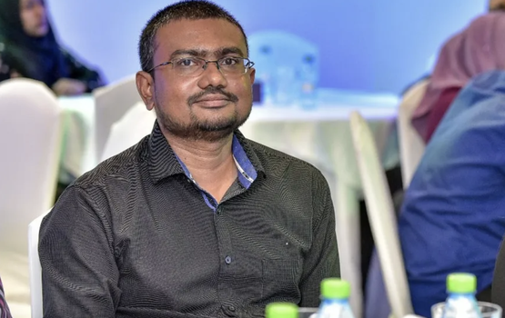Media thakah insaafuverivaan hurasthakeh huri kamah bune Farushath isthiufaa dheefi